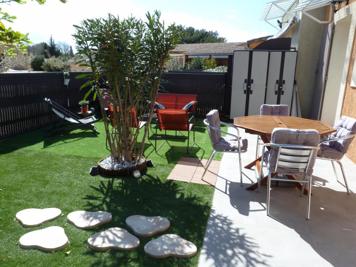 פונויל Appart Cosy Avec Son Exterieur Chaleureux,Piscine Et Parking Prive מראה חיצוני תמונה